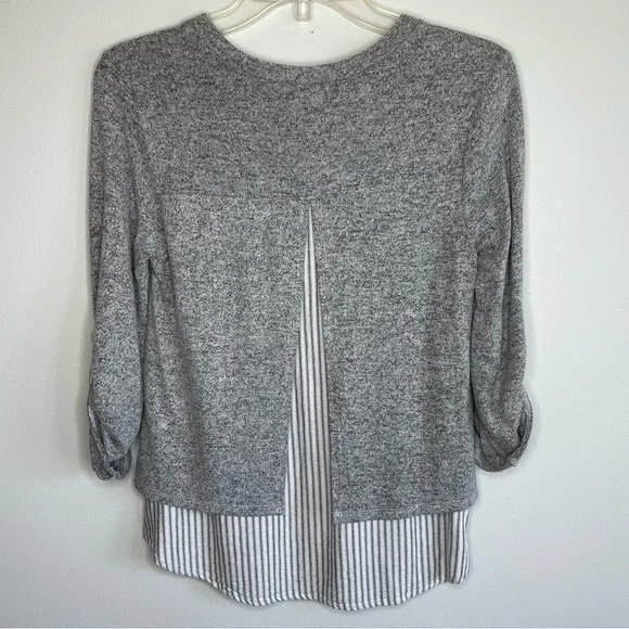 Monteau Preppy Classic Gray Crewneck Roll Tab Layered Sweater Top Blouse - Picture 3 of 8